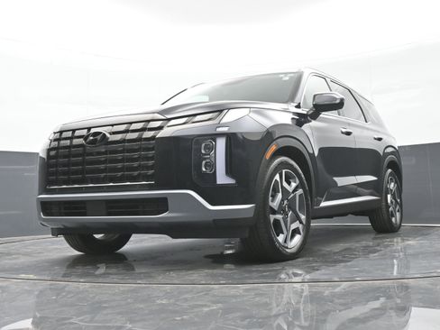 Used 2023 Hyundai Palisade SEL image 42