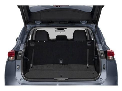 Used 2021 Toyota Highlander XLE image 41