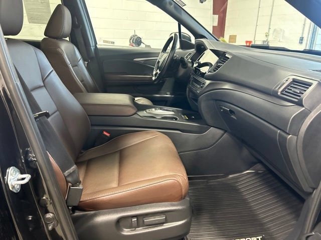 Certified 2024 Honda Passport EX-L image 19