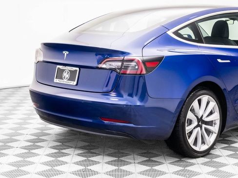Used 2020 Tesla Model 3 Standard Range Plus image 32