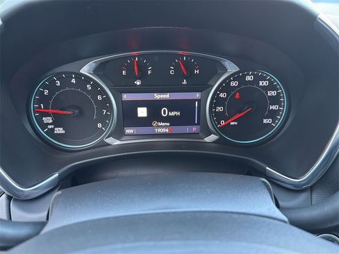 Used 2022 Chevrolet Equinox LT image 30