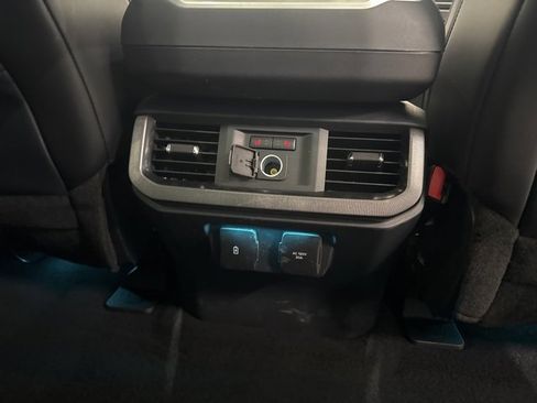 Used 2025 Ford F150 Platinum w/ Equipment Group 702A High image 18