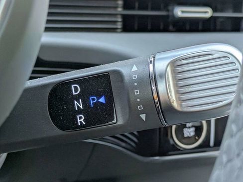 Used 2024 Hyundai Ioniq 5 SEL image 33