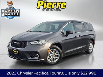 Used 2023 Chrysler Pacifica Touring-L