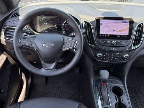 Used 2024 Chevrolet Equinox RS w/ RS Leather Package FWD image 12
