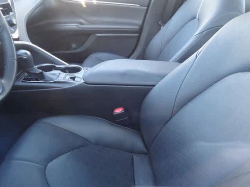 Used 2023 Toyota Camry XSE w/ Navigation Package image 7