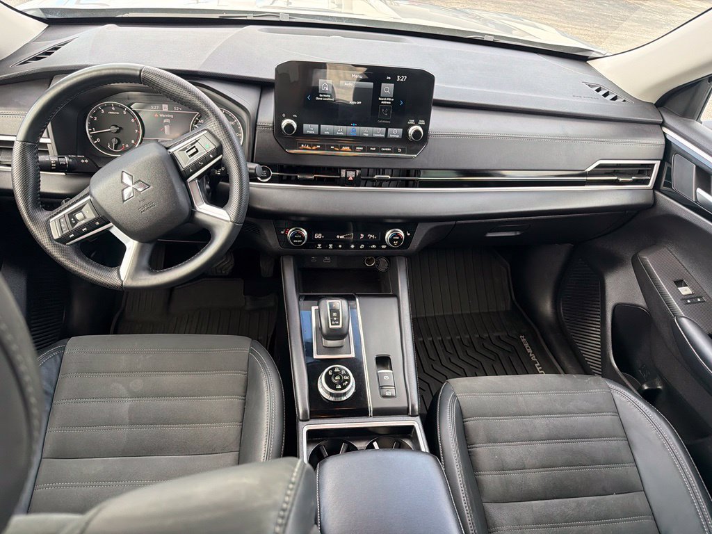 Used 2023 Mitsubishi Outlander SE AWD/4WD image 21