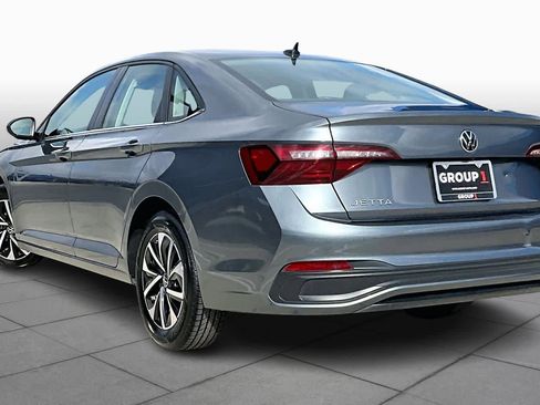 Used 2024 Volkswagen Jetta S image 11