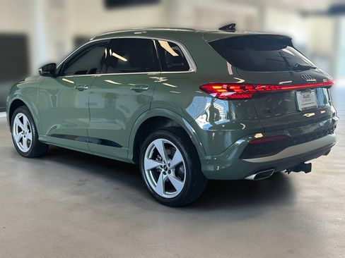 Used 2025 Audi Q5 Premium Plus w/ Premium Plus AWD/4WD image 6