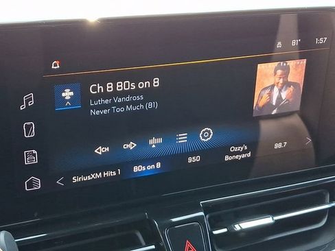 Used 2025 Chevrolet TrailBlazer RS w/ Convenience Package AWD/4WD image 11