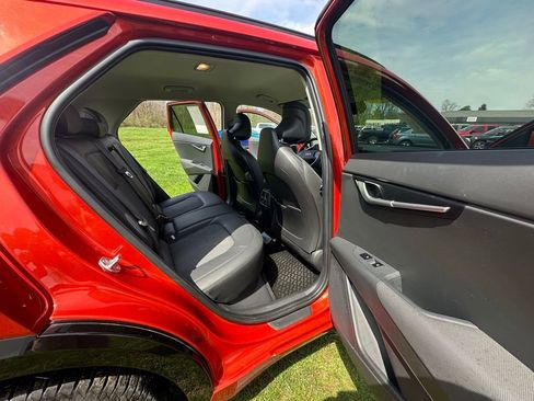 Used 2023 Kia Niro Wind w/ Wind Preserve Package image 12