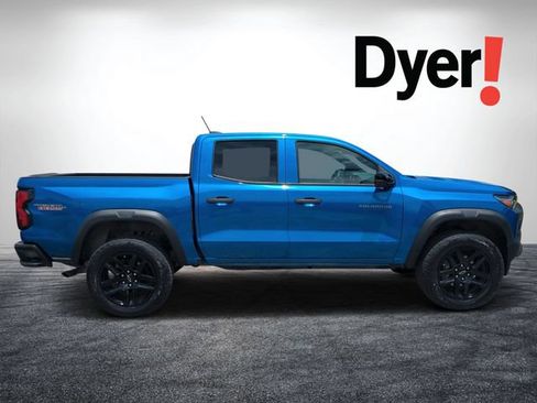 Used 2024 Chevrolet Colorado Trail Boss w/ Technology Package AWD/4WD image 2