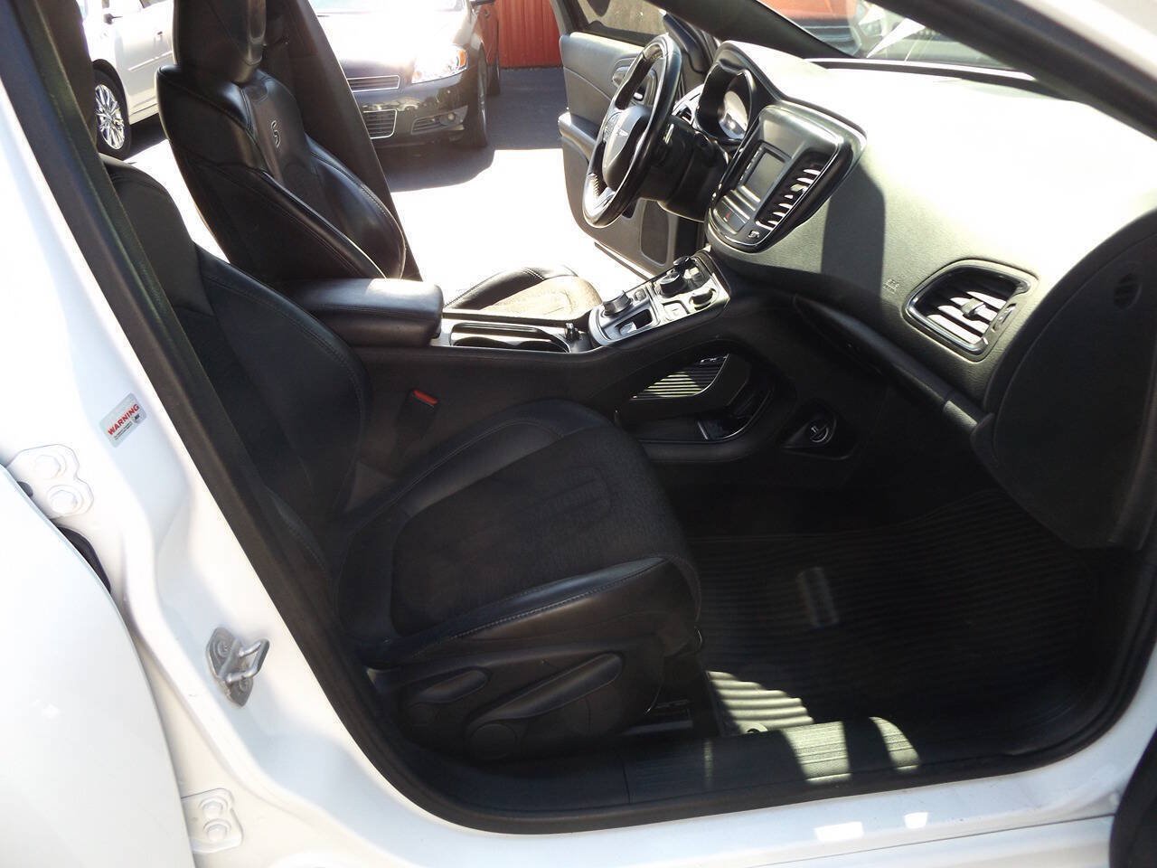 Used 2016 Chrysler 200 S AWD/4WD image 21