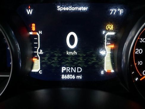 Used 2018 Jeep Wrangler Unlimited Sahara image 22