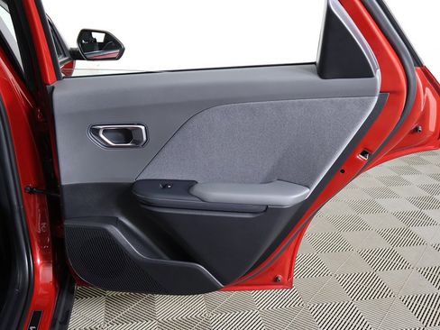 Used 2025 Kia K4 EX image 23