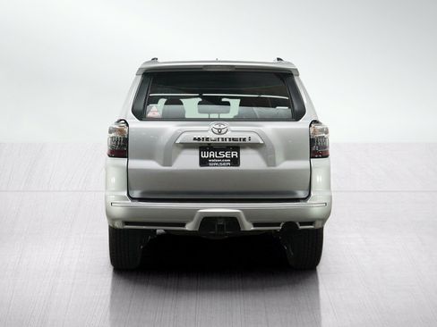 Used 2023 Toyota 4Runner TRD Sport w/ Technology Package AWD/4WD image 4