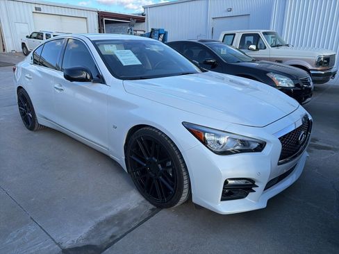Used 2015 INFINITI Q50 Sport w/ Technology Package image 3