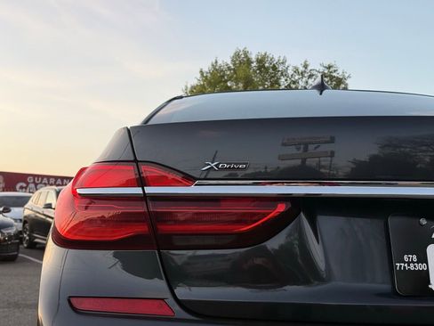 Used 2016 BMW 750i xDrive AWD/4WD image 9