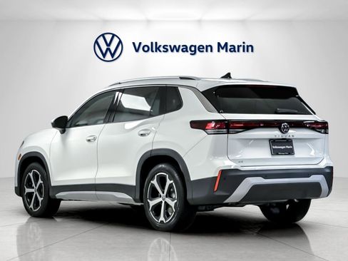 New 2026 Volkswagen Tiguan SE image 3