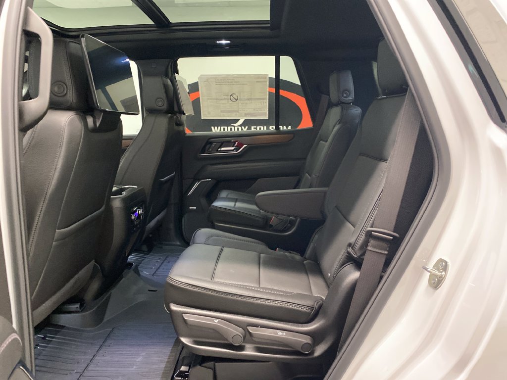 New 2026 GMC Yukon Denali w/ Denali Reserve Package RWD image 17