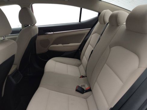 Used 2020 Hyundai Elantra Value Edition w/ Cargo Package (C1) image 18