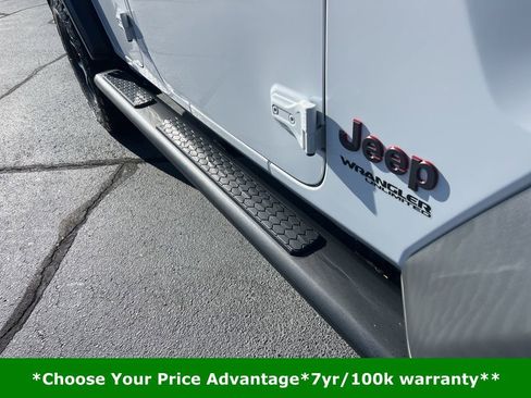 Certified 2022 Jeep Wrangler Unlimited Rubicon image 3