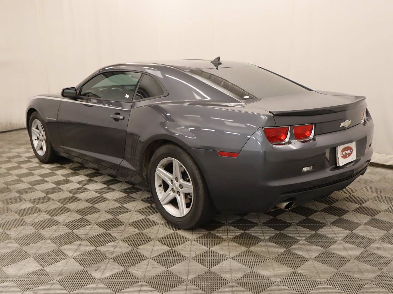 Used 2011 Chevrolet Camaro LS RWD image 3