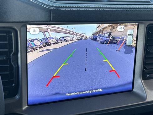 New 2025 Ford Bronco Outer Banks image 18