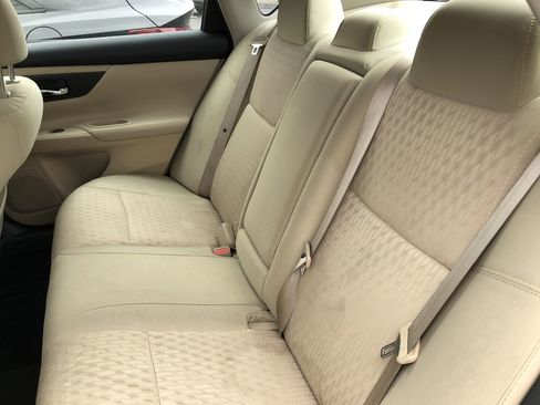 Used 2016 Nissan Altima 2.5 S w/ Power Driver Seat Package image 10