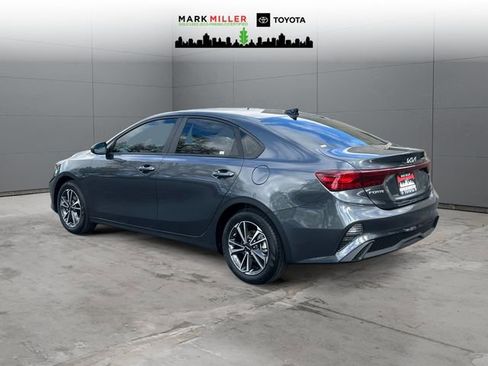 Used 2024 Kia Forte LXS image 3