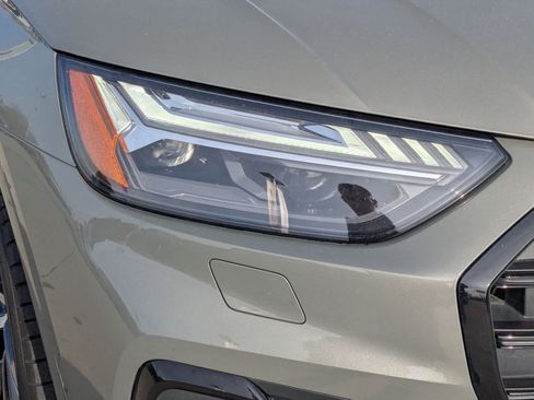 Used 2024 Audi SQ5 Prestige image 10