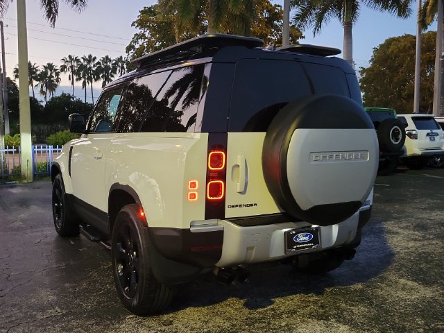 Used 2023 Land Rover Defender 90 S AWD/4WD image 4