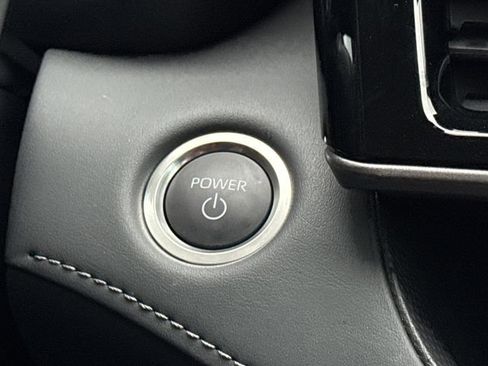 Used 2026 Toyota Highlander XLE image 29