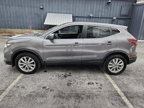 Used 2022 Nissan Rogue Sport S image 7