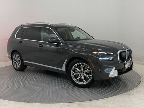 Used 2026 BMW X7 xDrive40i w/ Premium Package image 6