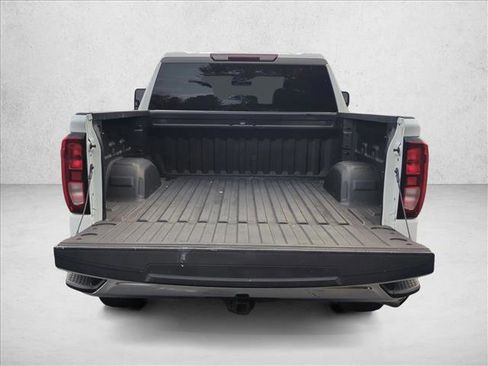 Used 2021 GMC Sierra 1500 2WD Crew Cab w/ Sierra Value Package image 6