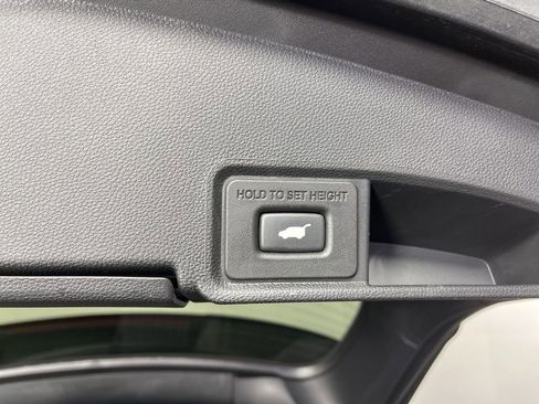 Certified 2023 Acura RDX w/ Technology Package image 12