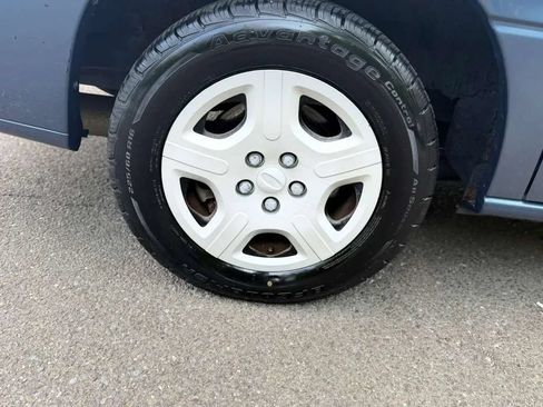 Used 2006 Ford Freestar SE FWD image 22