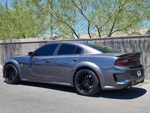 Used 2022 Dodge Charger SRT Hellcat w/ Harman/Kardon Audio Group RWD image 6