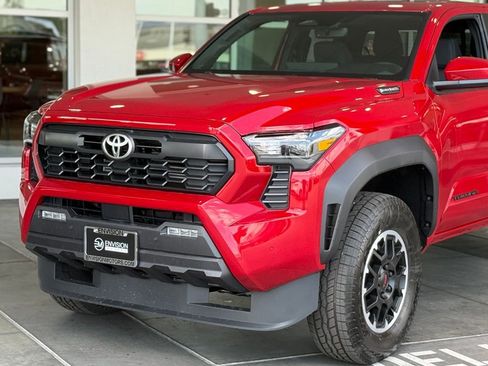 New 2025 Toyota Tacoma TRD Off-Road image 3