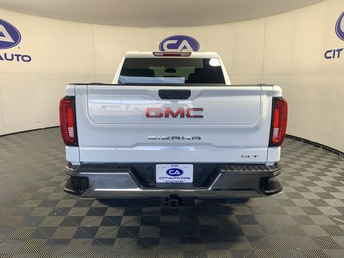 Used 2025 GMC Sierra 1500 SLT RWD image 4