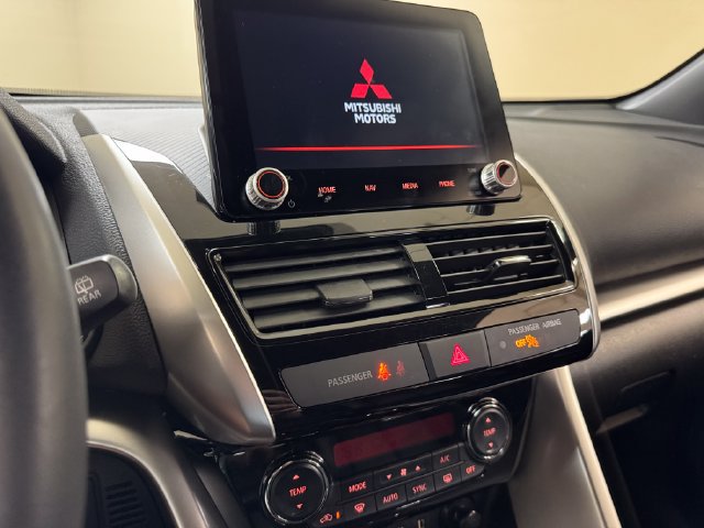 Used 2025 Mitsubishi Eclipse Cross SEL AWD/4WD image 13