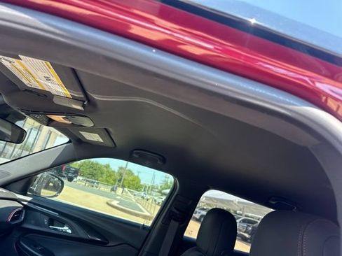Used 2022 Chevrolet TrailBlazer RS FWD image 6