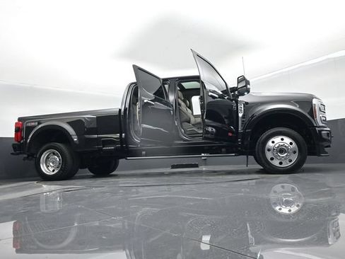 Used 2026 Ford F450 Platinum w/ Platinum Plus Package AWD/4WD image 80