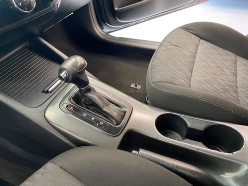 Used 2016 Kia Forte LX image 19