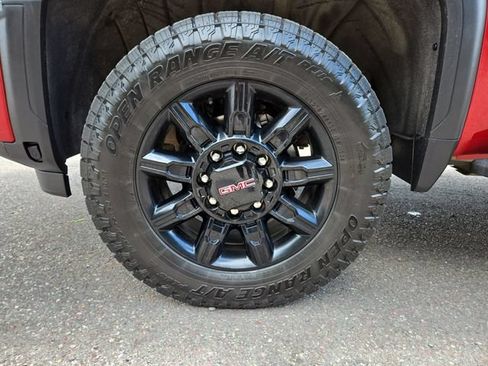 Used 2025 GMC Sierra 3500 AT4 w/ AT4 Premium Plus Package AWD/4WD image 7