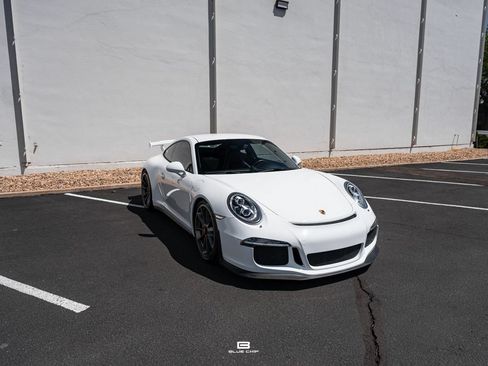 Used 2015 Porsche 911 GT3 RWD image 25