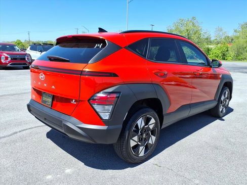 Used 2025 Hyundai Kona SEL AWD/4WD image 16