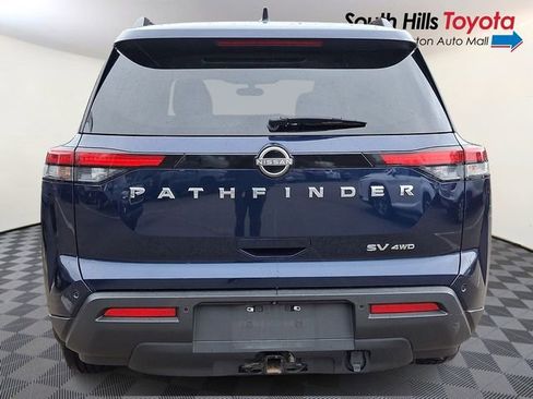 Used 2022 Nissan Pathfinder SV w/ SV Premium Package image 5