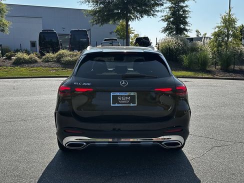 Certified 2026 Mercedes-Benz GLC 300 image 7